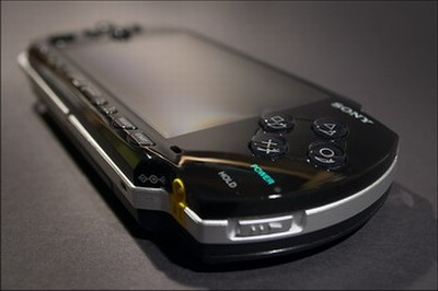 Sony PSP przenośnym telewizorem.