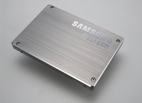 Flashowe dyski SSD - Samsung obala popularny mit