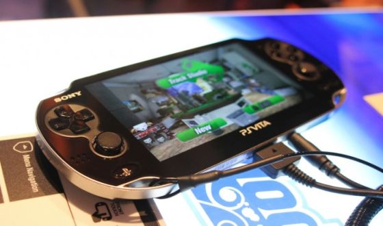 E3 2011: Wbudowana bateria i garść innych szczegółów o PlayStation Vita