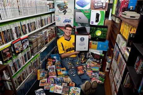 10607 - tyle gier w kolekcji ma nowy rekordzista Księgi Rekordów Guinnessa dla graczy 