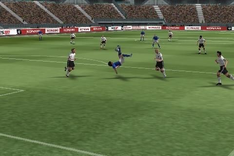 Pro Evolution Soccer 2011 również na... platformę Android!