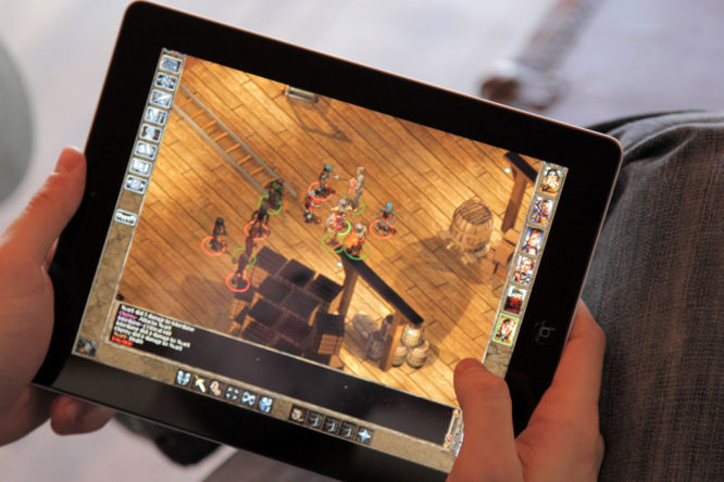 Baldur's Gate: Enhanced Edition trafi na PC oraz iPada