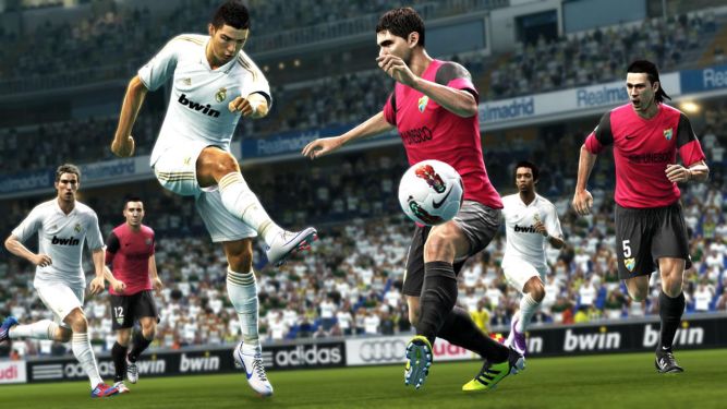 Twórcy Pro Evolution Soccer 2013 przedstawiają nowości