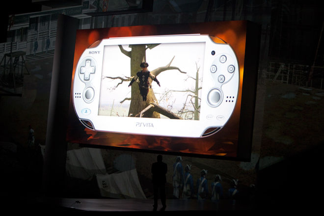 Sony zamierza sprzedać 10 milionów PS Vita do marca 2013