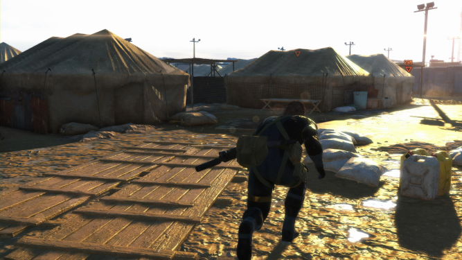 Pudełkowe wersje Metal Gear Solid V: Ground Zeroes z dodatkową zawartością