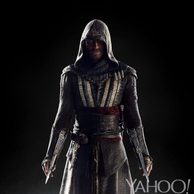 Assassin's Creed - zobacz Michaela Fassbendera w kostiumie asasyna