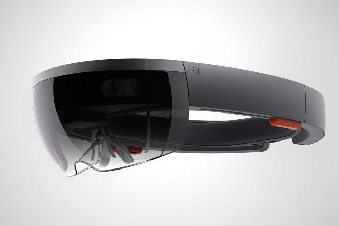 HoloLens kolejny raz zaskakuje. Tym razem ceną