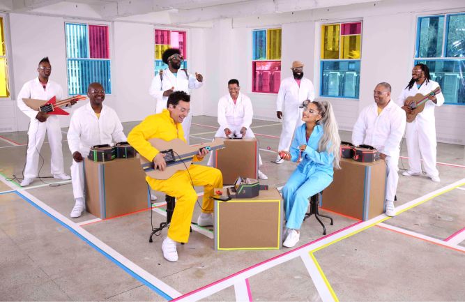 Ariana Grande i Jimmy Fallon promują Nintendo Labo