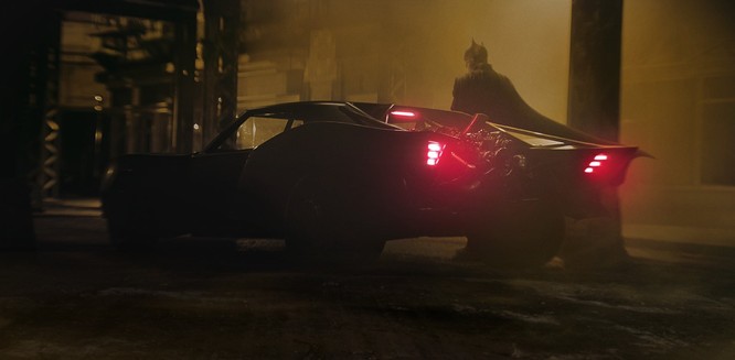 Batmobil wrócił do garażu. Warner Bros zawiesiło prace nad filmem The Batman